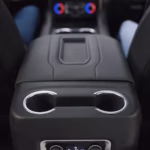 2022-suburban-power-sliding-console